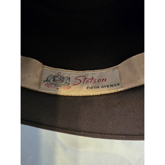 Vtg Stetson Fifth Avenue Womens Cloche Hat 22.5 Brown Wool Felt Ribbon Luxury - Picture 3 of 12